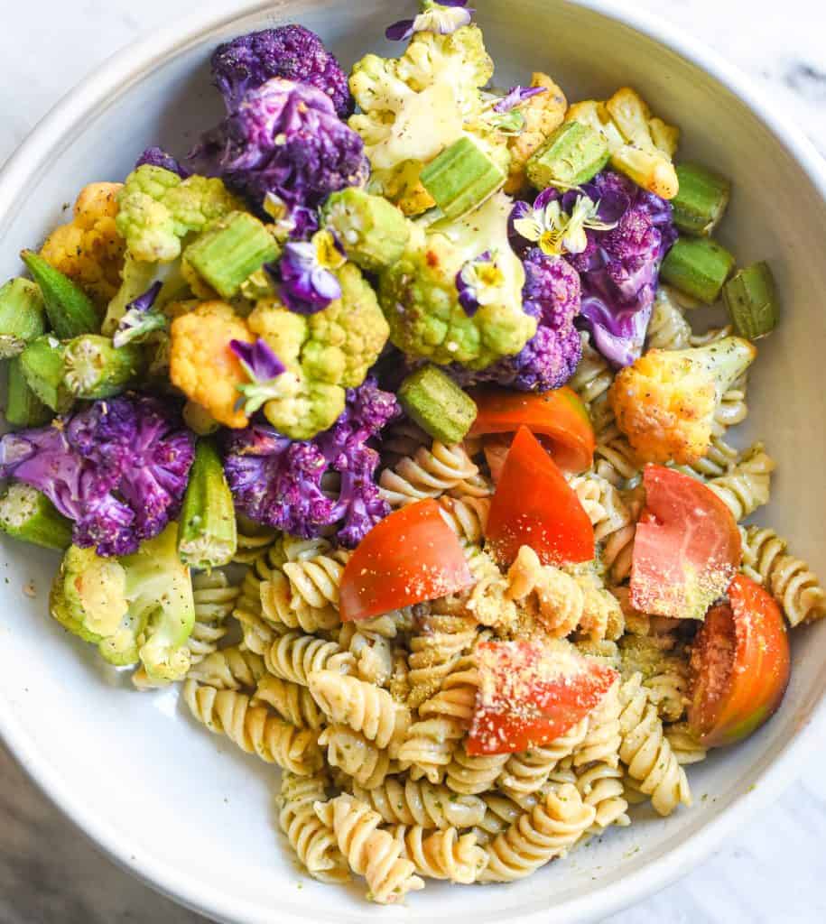 colorful-vegan-pasta-cauliflower