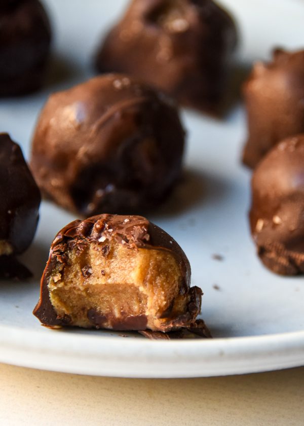 salted caramel date truffles