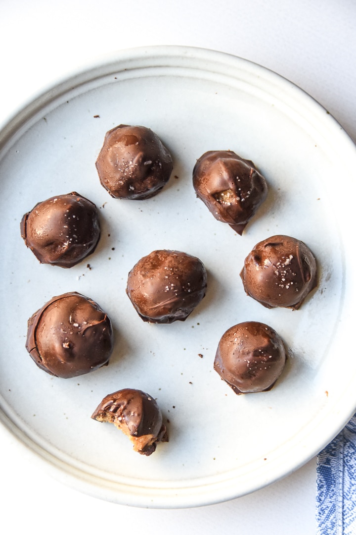 Chewy Salted Caramel Date Truffles | RD-Licious - Registered Dietitian ...